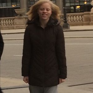 Meet your Posher, Kayla